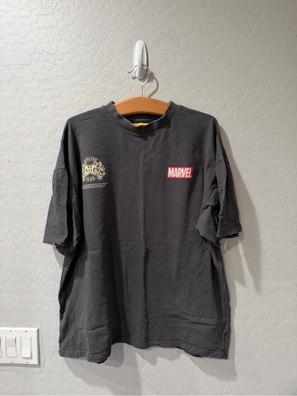 Darc Sport Marvel Wolverine Hero Series Shirt XL Bin 1